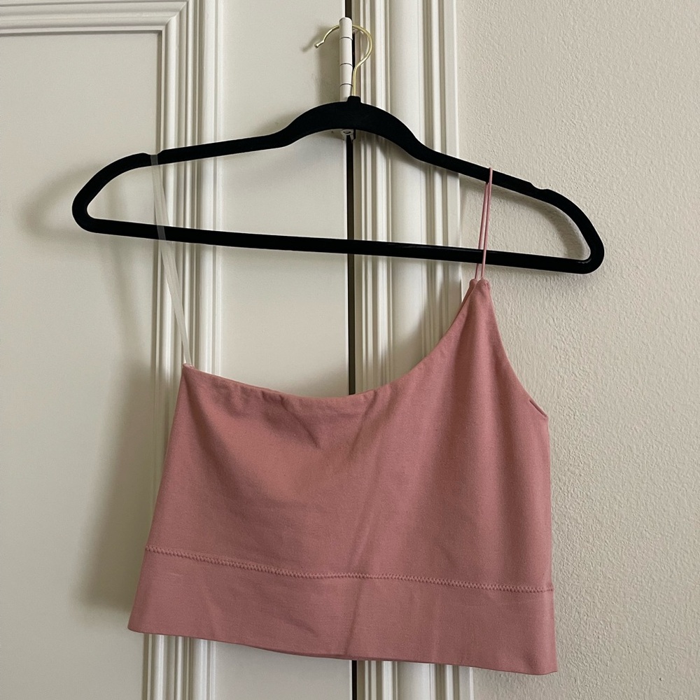 ANWND One Shoulder Crop Top